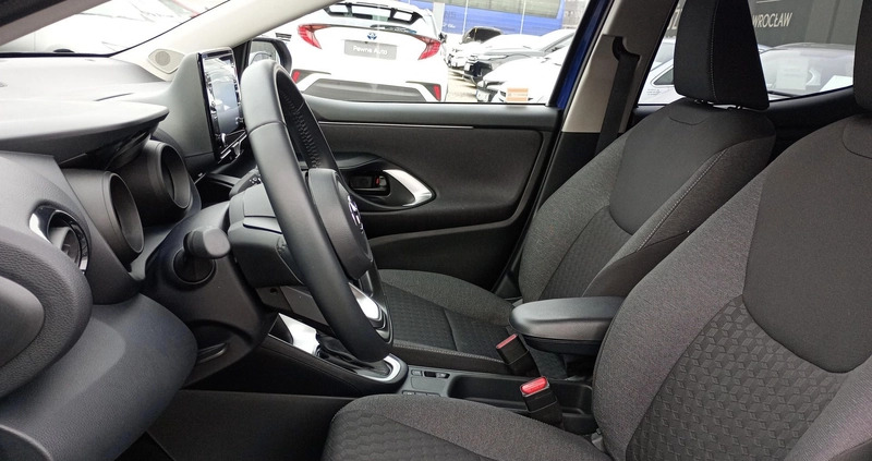 Toyota Yaris cena 96900 przebieg: 7861, rok produkcji 2022 z Ostrów Wielkopolski małe 191